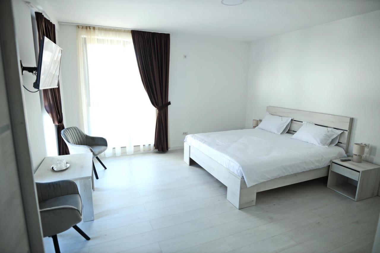 Casa Vys Apartamento Piteşti Exterior foto