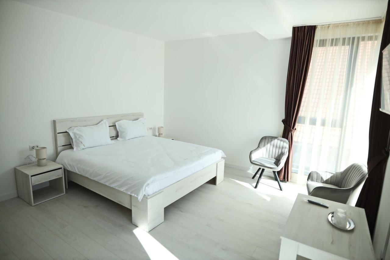 Casa Vys Apartamento Piteşti Exterior foto