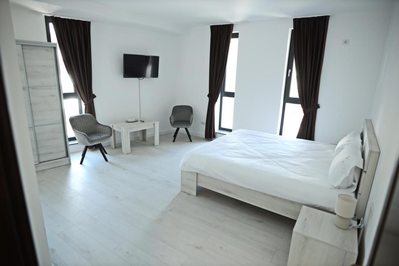Casa Vys Apartamento Piteşti Exterior foto