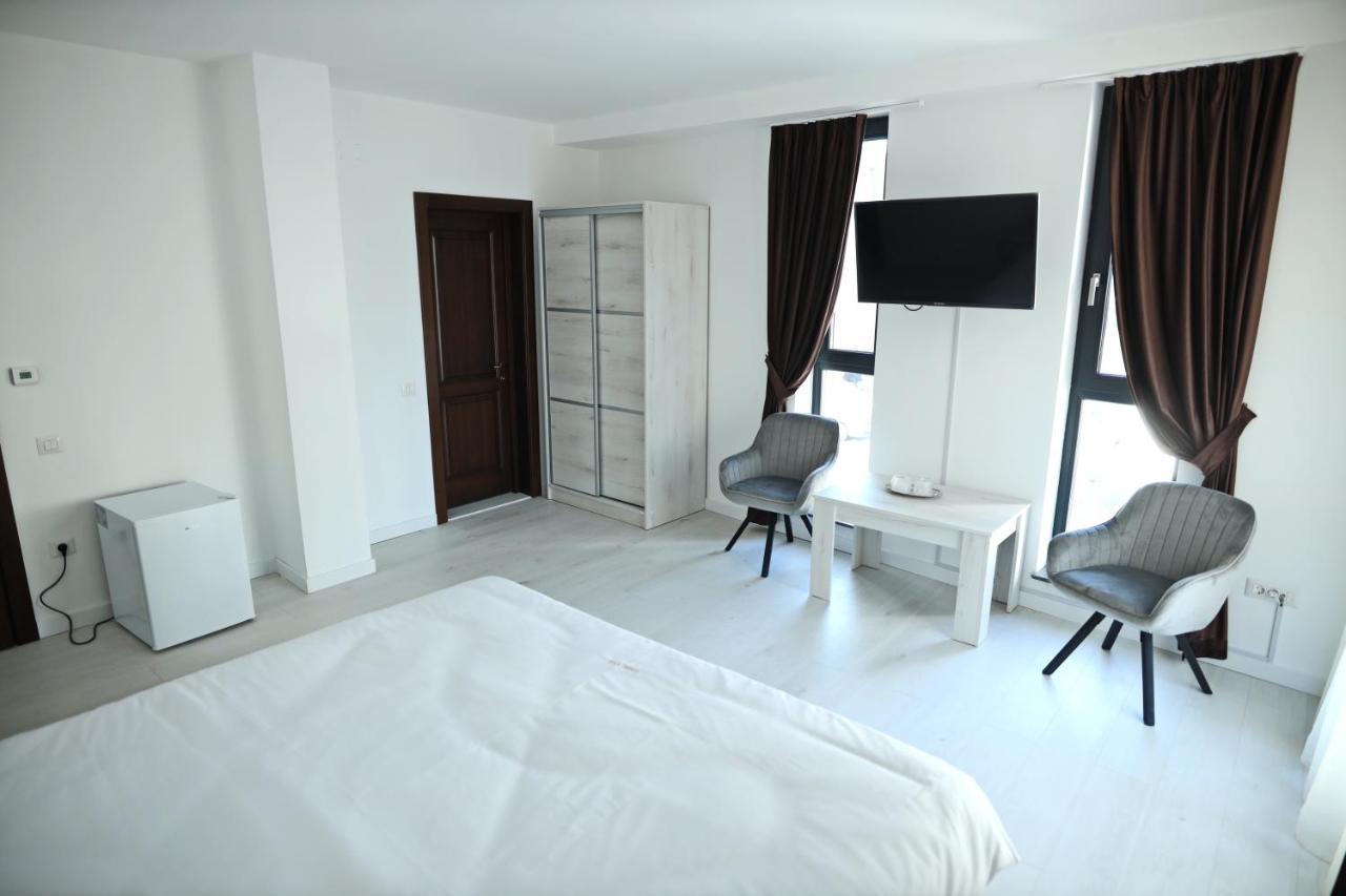 Casa Vys Apartamento Piteşti Exterior foto