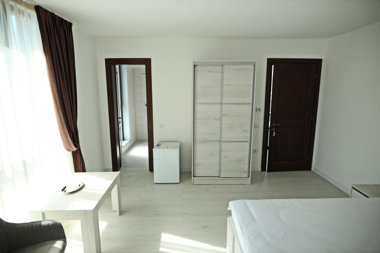 Casa Vys Apartamento Piteşti Exterior foto