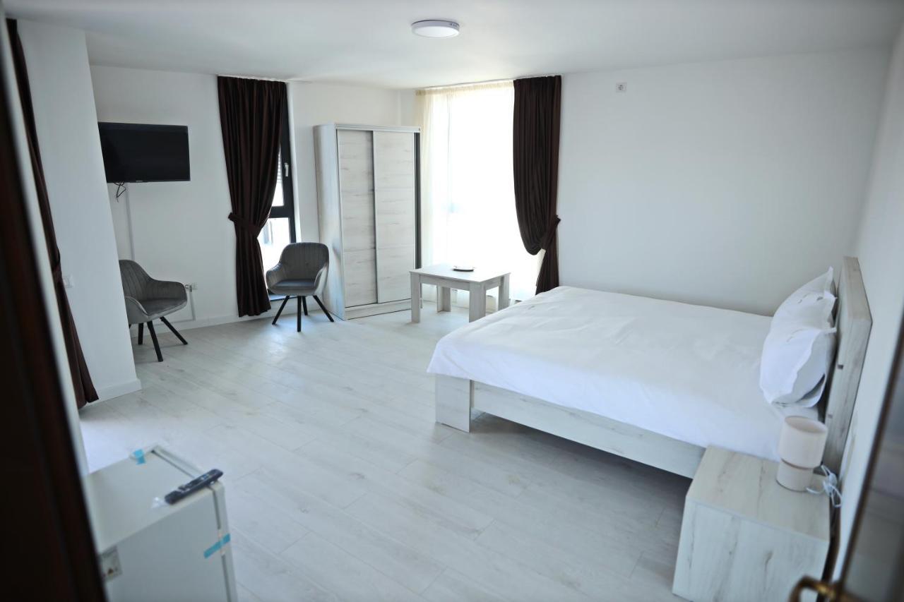 Casa Vys Apartamento Piteşti Exterior foto