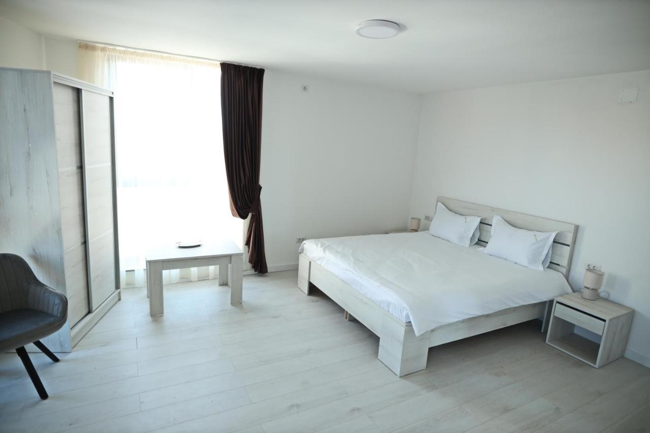 Casa Vys Apartamento Piteşti Exterior foto